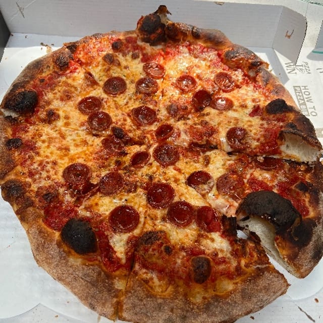 Round Pepperoni.